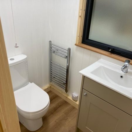 garden room toilet